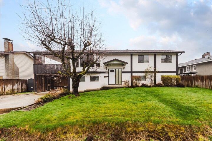 12230 222 Street — photo 1