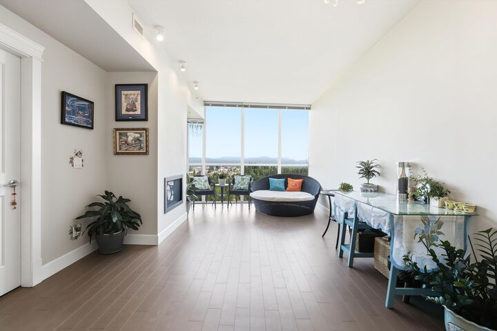 Property Photo:  2180 Gladwin Road 1902  BC V2S 0H4 