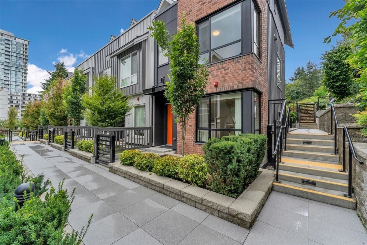 Property Photo: 609 Sydney Avenue 113 BC V3K 0H5