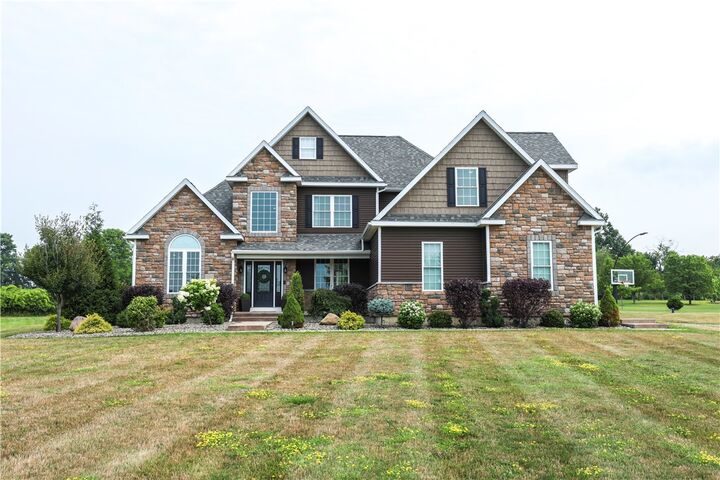 Property Photo:  15 Fox Ridge Road  NY 14864 
