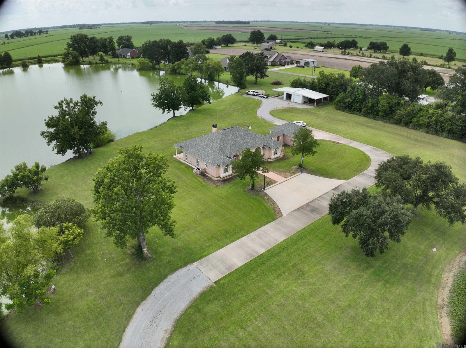 Property Photo: 7389 N Hwy 70 LA 70346