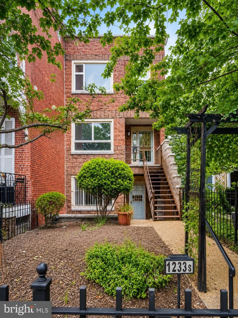 Property Photo: 1233 S Street NW DC 20009