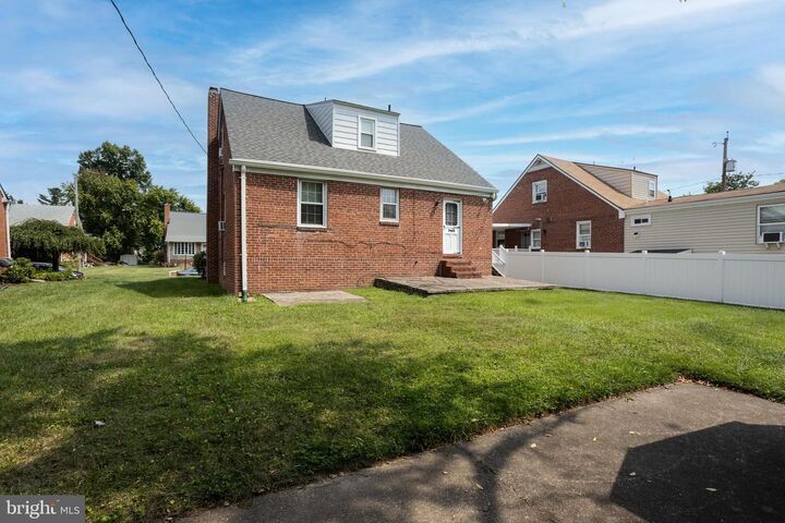 Property Photo:  3211 Shelburne Road  MD 21208 
