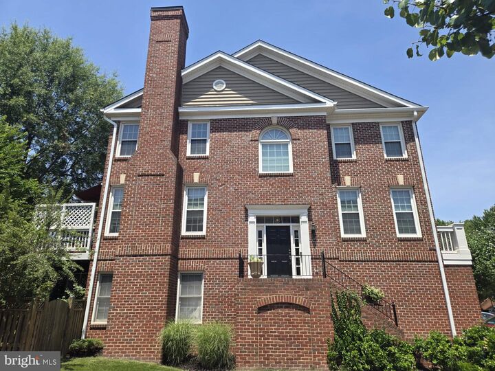 Property Photo: 8127 Boss Street VA 22182