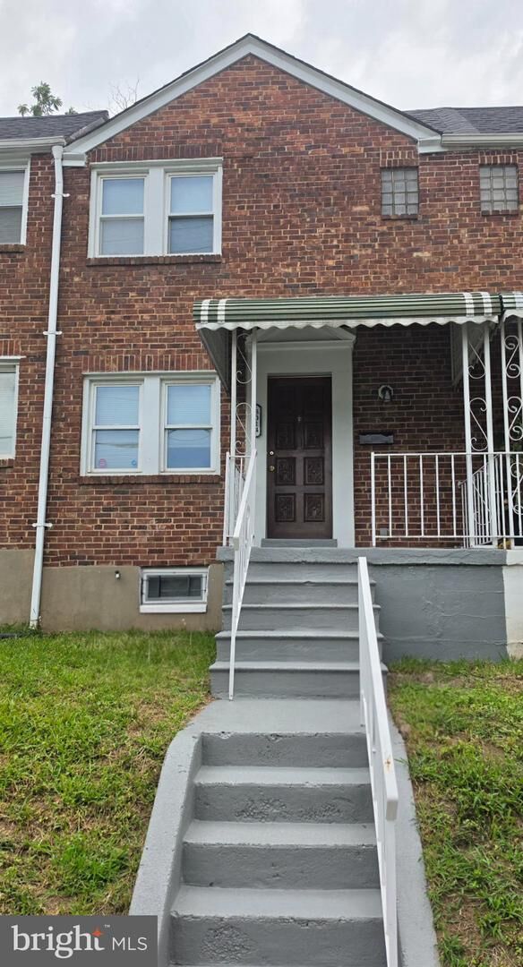 Property Photo: 3014 Grantley Avenue MD 21215