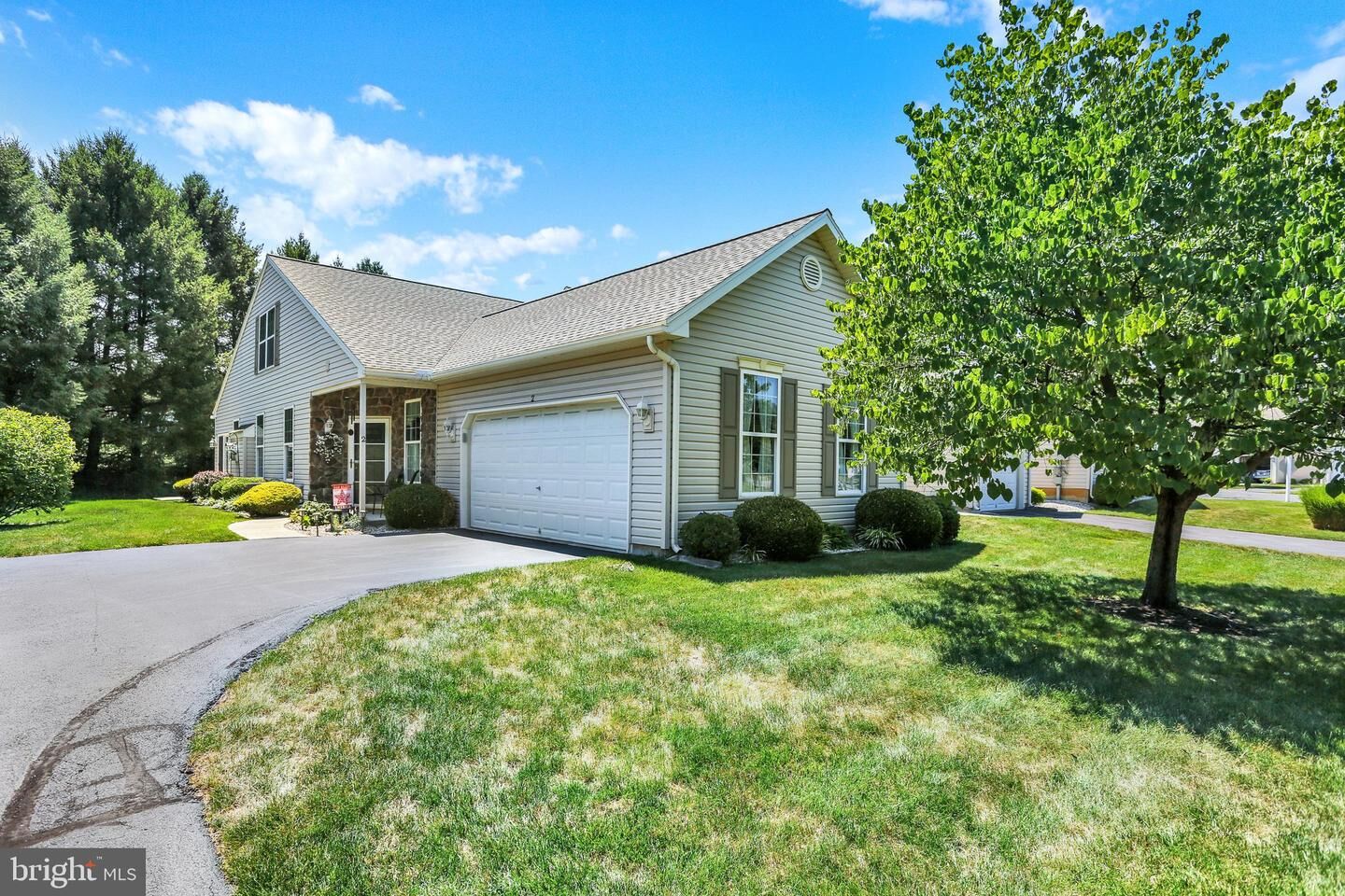 Property Photo:  2 Turning Leaf Way  PA 19605 