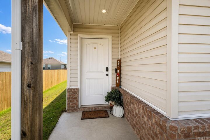 Property Photo:  4081 Kings River Trl  AR 72011 