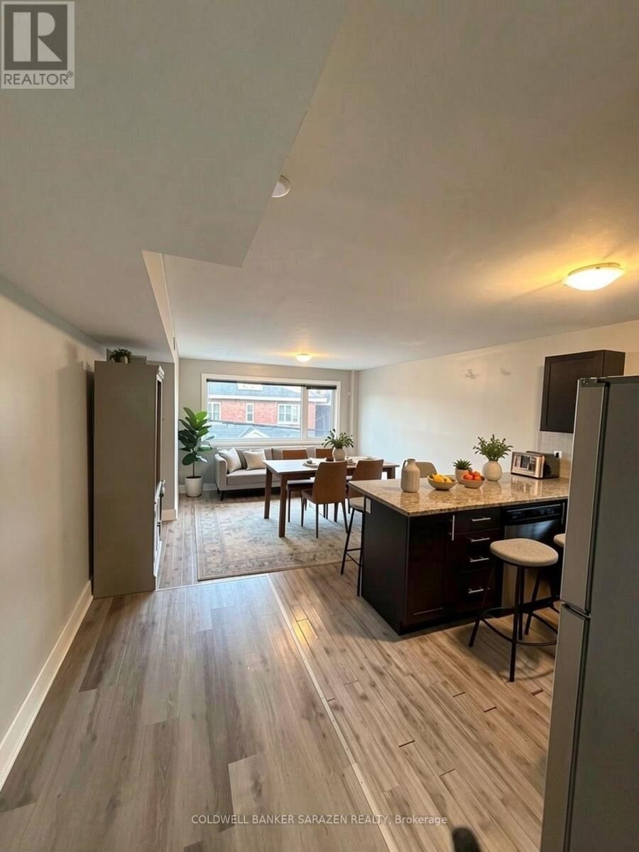 Property Photo:  167 Aylmer Avenue 3  ON K1S 2X1 