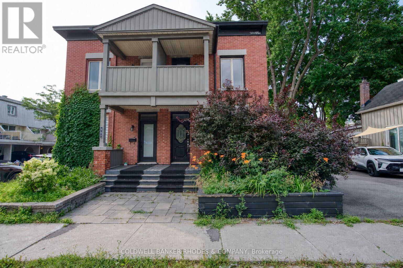Property Photo:  300 St Andrew Street  ON K1N 5G7 
