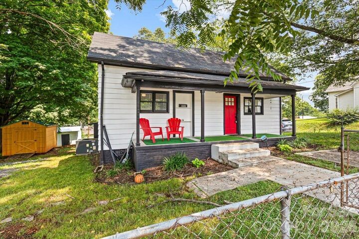 Property Photo:  1921 4th Street SW 83  NC 28602 