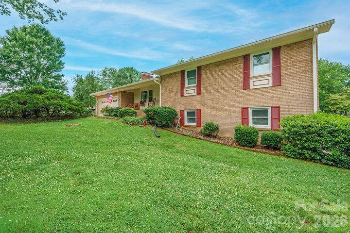Property Photo:  201 Wellington Drive  NC 28092 