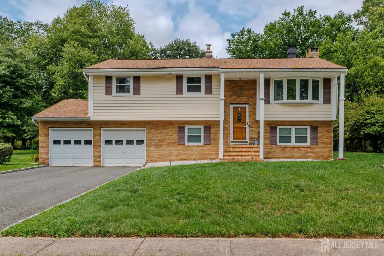 Property Photo:  23 Spear Street  NJ 08854 