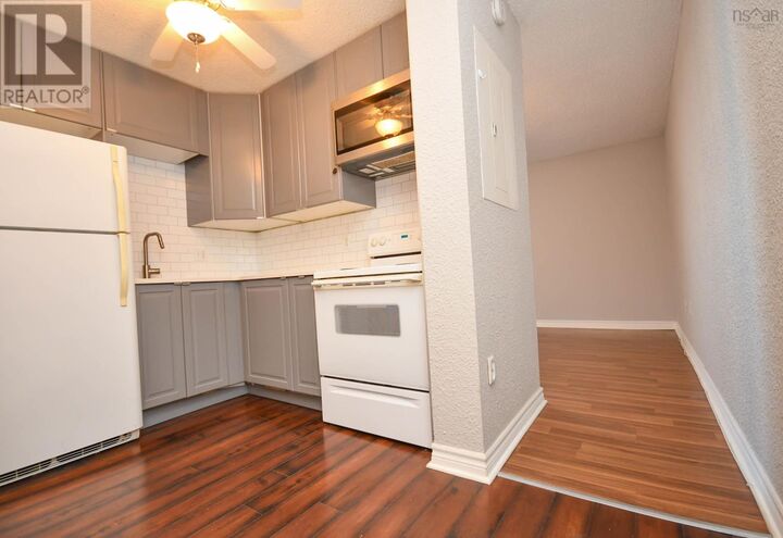 Property Photo:  5572 North Ridge Road 710  NS B3K 5S2 