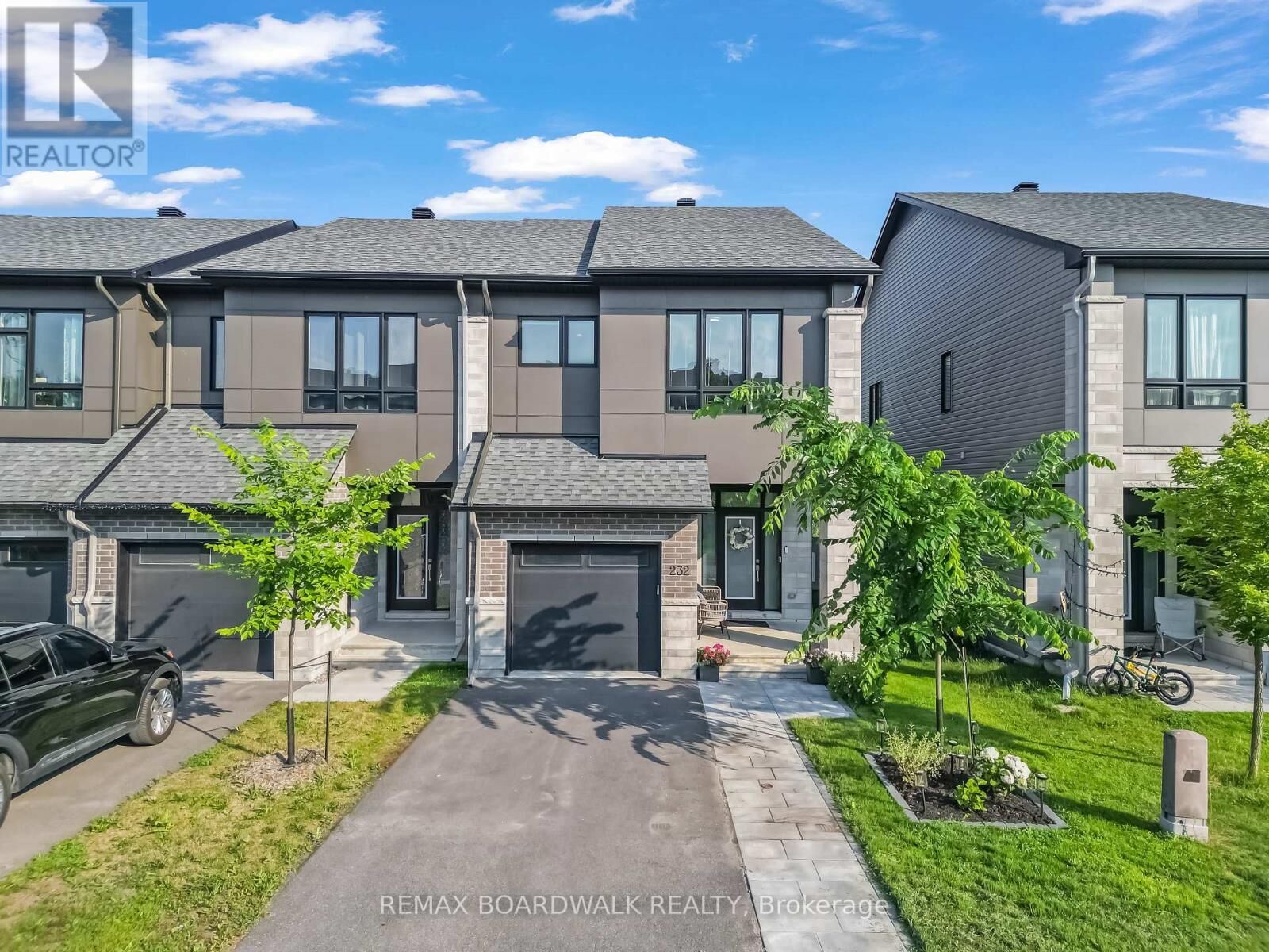 Property Photo:  232 Bristol Crescent  ON K0G 1J0 