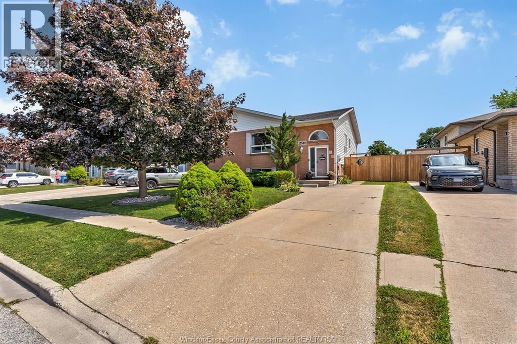 Property Photo:  12589 Horwood Crescent  ON N8N 4T7 