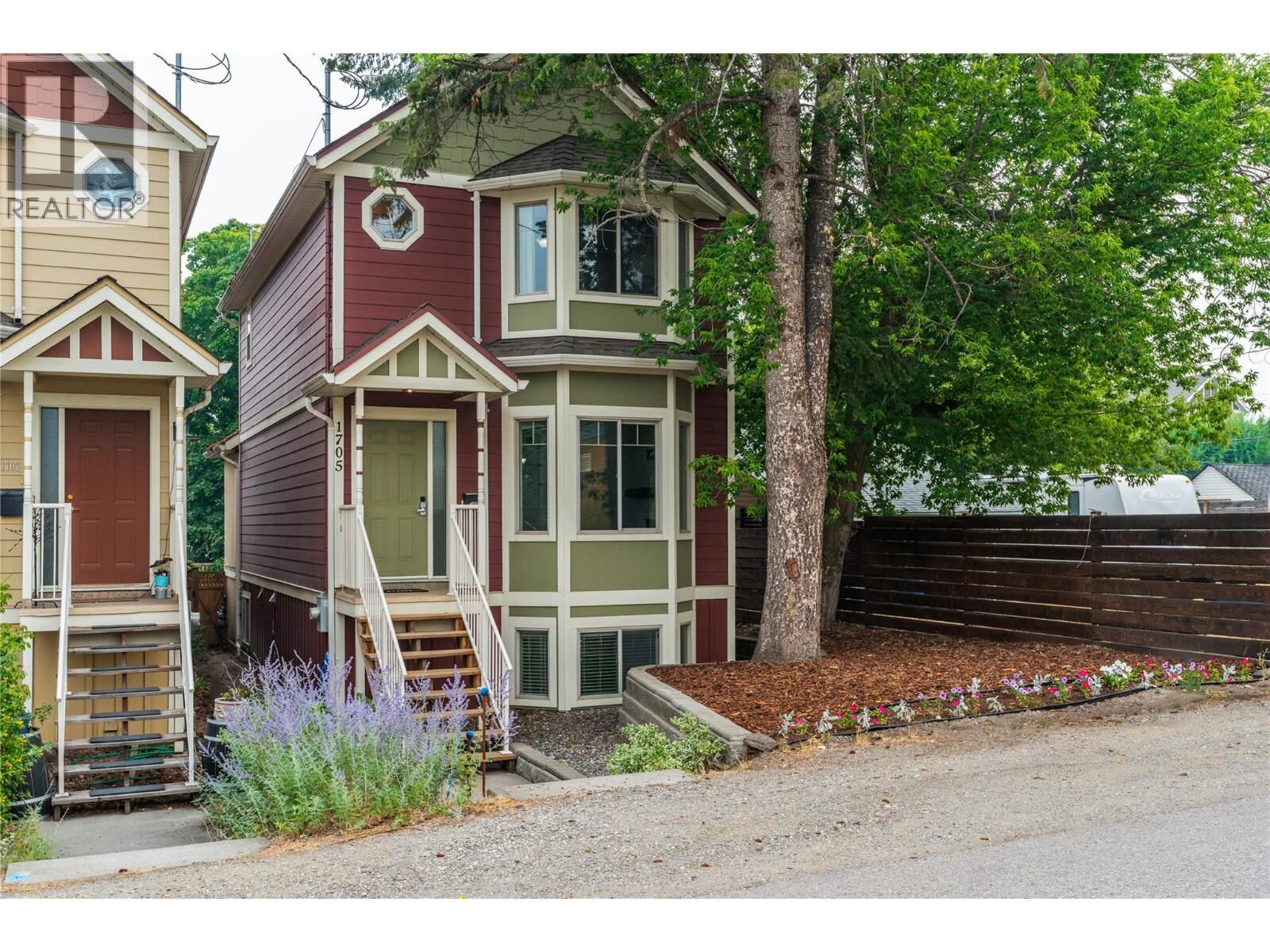 Property Photo:  1705 33 Street  BC V1T 5P9 