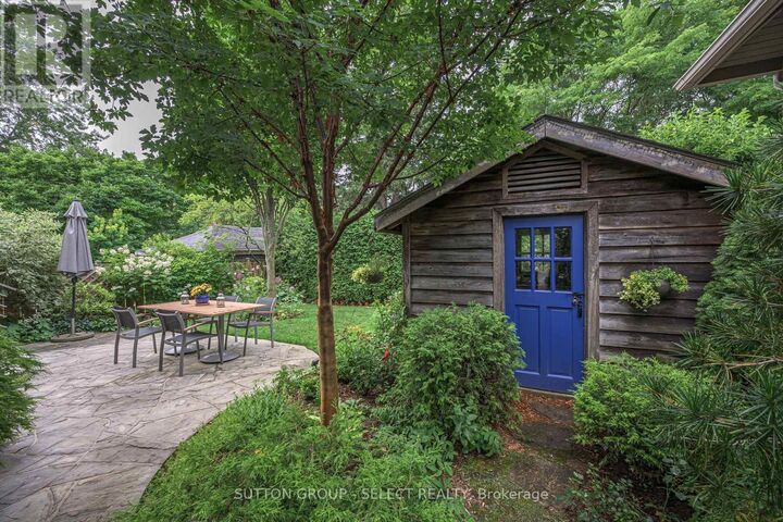 Property Photo: 17 Willingdon Avenue ON N6A 3Y5
