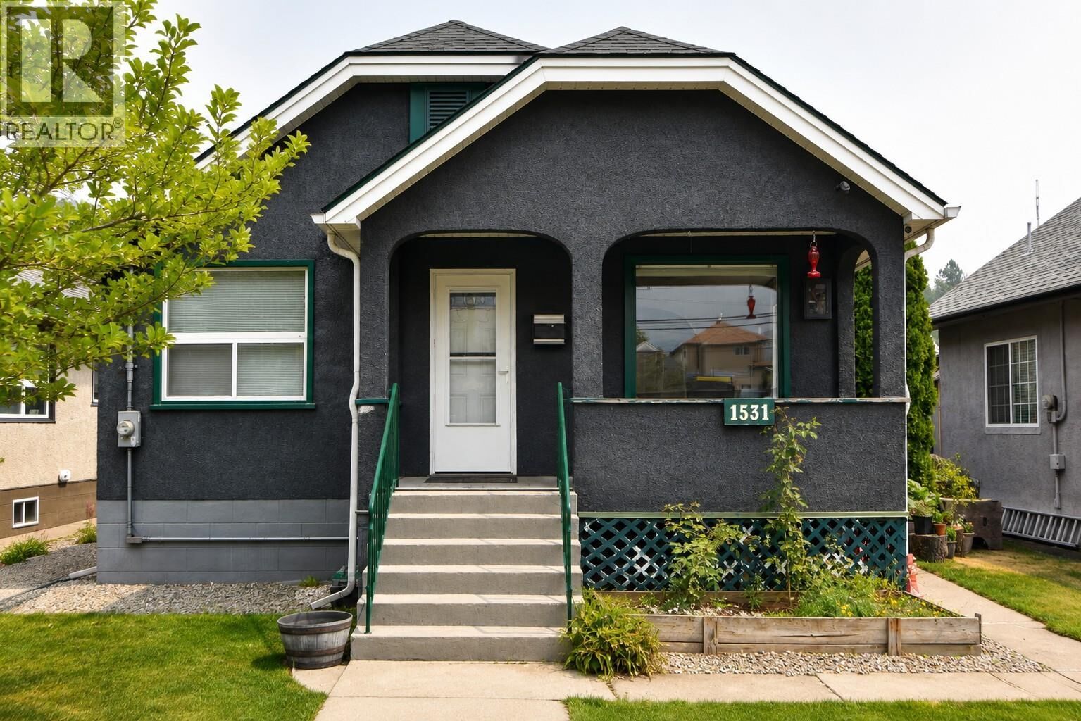 Property Photo: 1531 Fourth Avenue BC V1R 1S7
