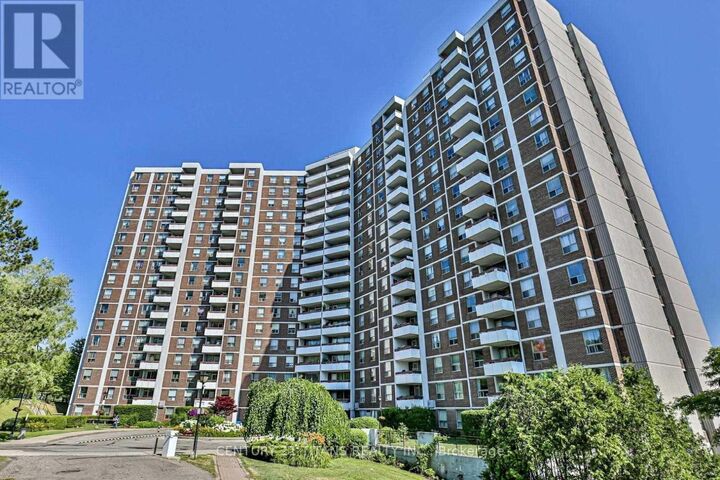 Property Photo:  10 Edgecliffe Golfway 311  ON M3C 3A3 
