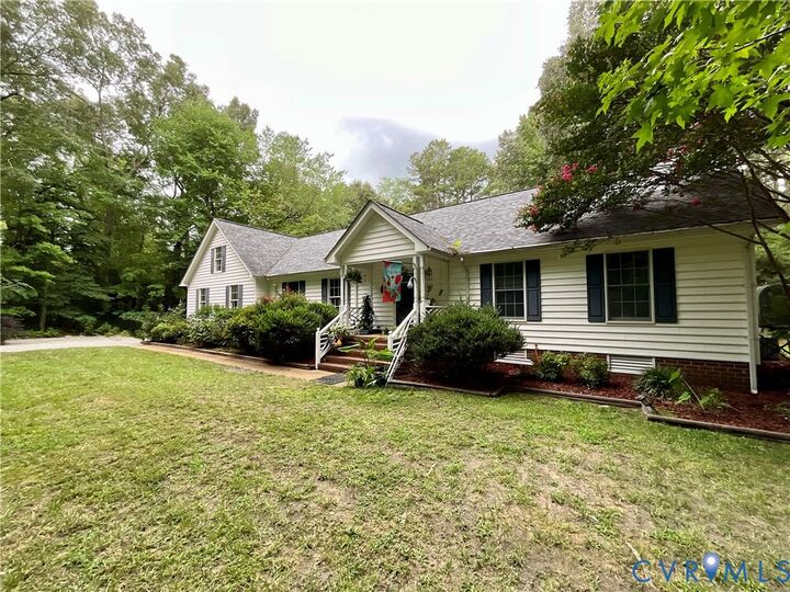 Property Photo:  132 Schooner Lane  VA 23109 