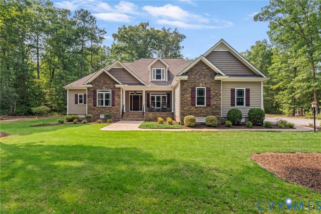 Property Photo:  6009 Swans Lane  VA 23111 