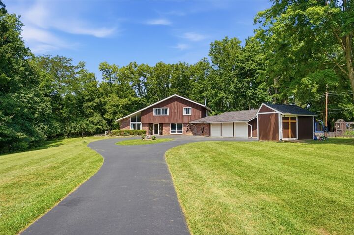 Property Photo:  2798 Parakeet Lane  OH 45434 