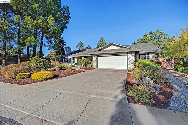 Property Photo:  2058 Pulsar Avenue  CA 94550 