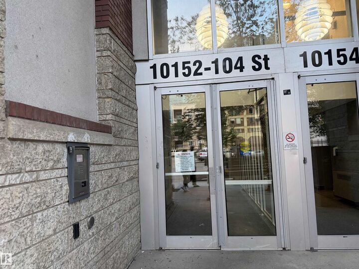 Property Photo: 10152 104 Street NW 1005 AB T5J 0B6