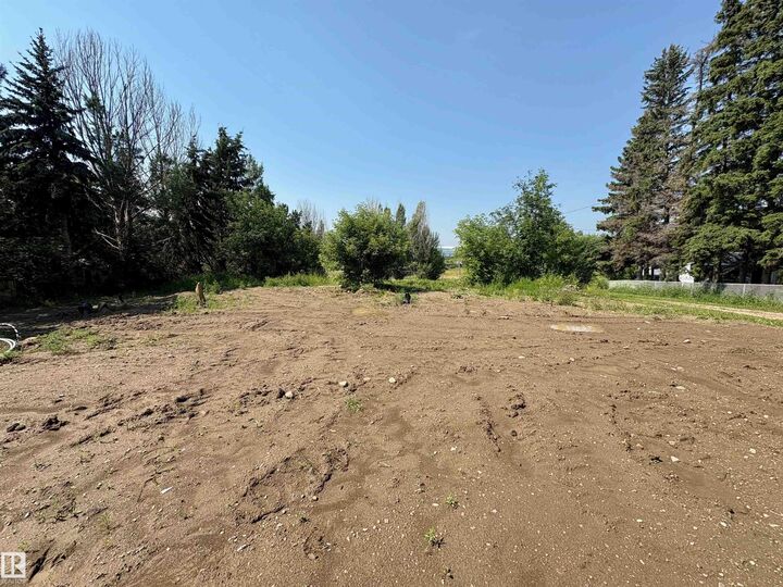 Property Photo:  3403 & 3404 1st Street  AB T0A 2K0 
