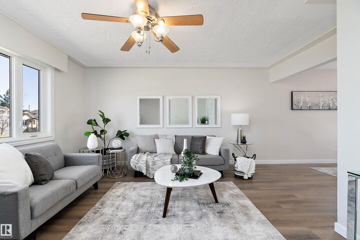 Property Photo:  9747 66 Avenue NW  AB T6E 0M4 
