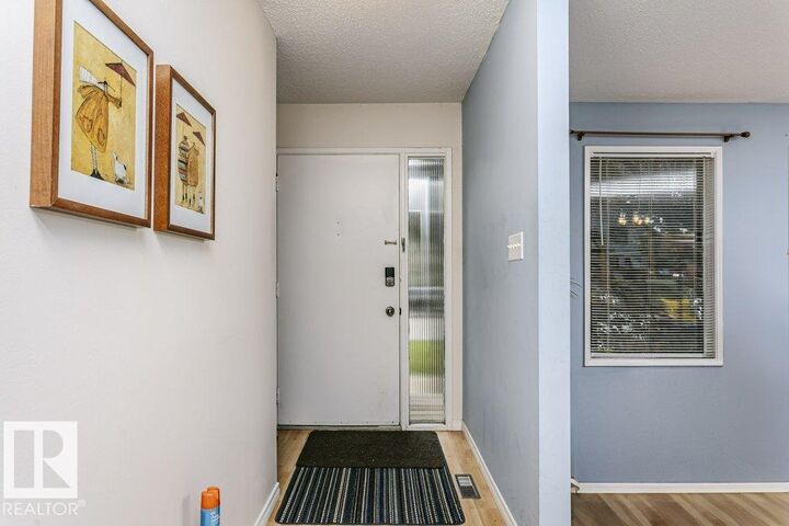 Property Photo:  10968 35 Avenue NW  AB T6J 2V3 