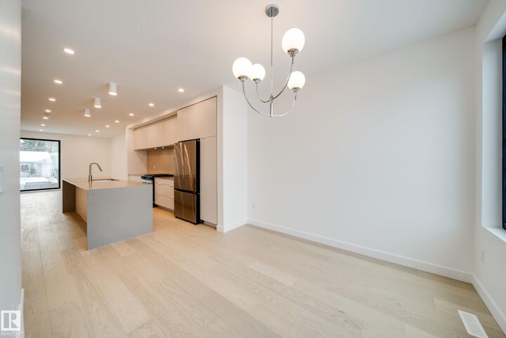 Property Photo: 7538 80 Avenue NW AB T6C 0S4
