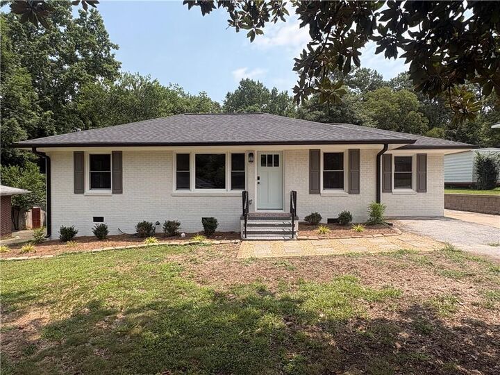 Property Photo: 237 S Myrtle Street GA 30680