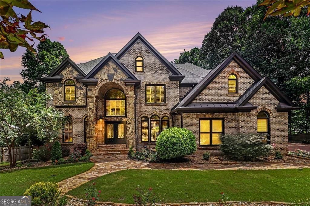 Property Photo:  1740 Childress Drive SW  GA 30311 
