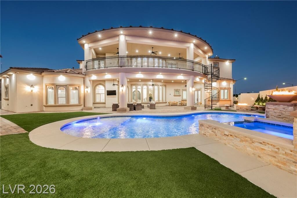 Property Photo: 1721 South Tioga Way NV 89117