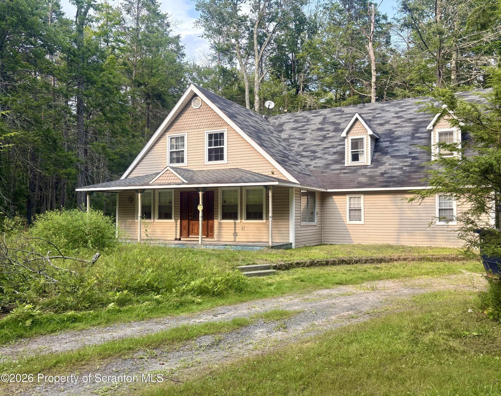Property Photo:  82 Deer Laurel Ests Road  PA 18436 