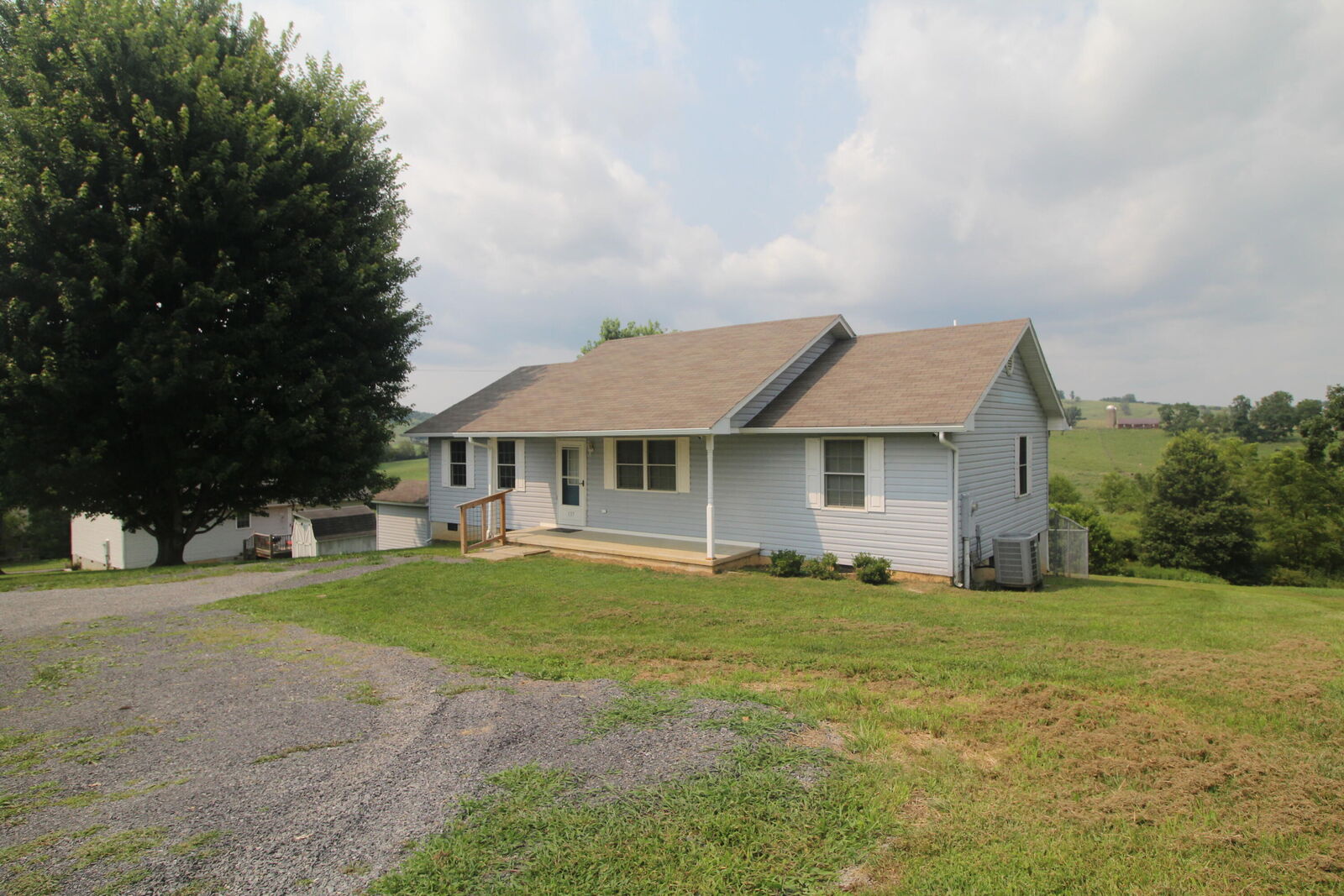 Property Photo:  137 Glenda Ln  WV 24901 