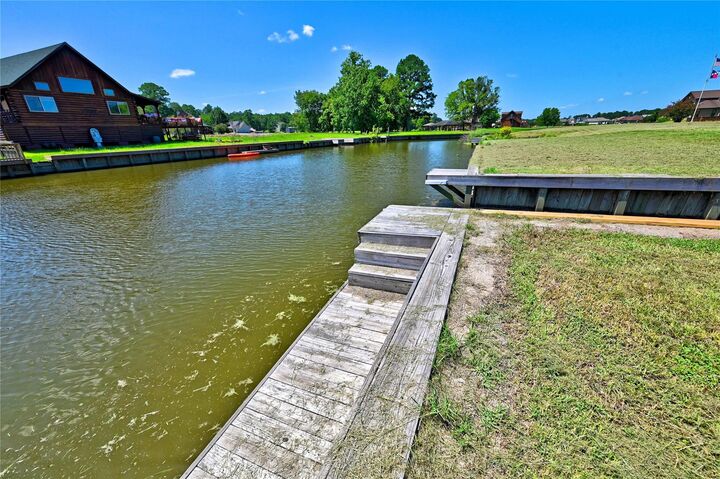 Property Photo:  94 Wildwood Lake Drive  TX 77340 
