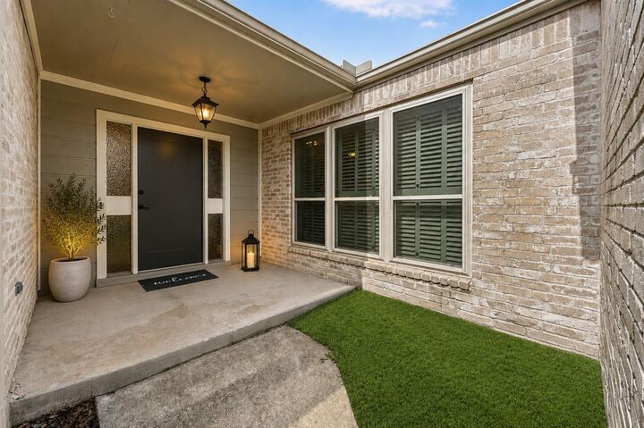 Property Photo: 7731 Quail Meadow Drive TX 77071
