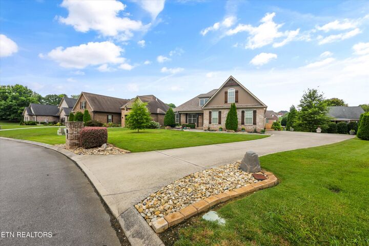 Property Photo:  1638 Amhurst Lane  TN 37801 
