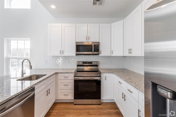 Property Photo: 85 Ledge Court NY 12567