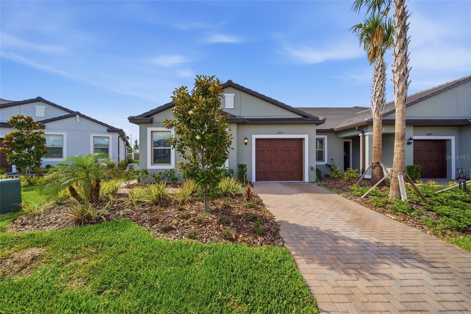 Property Photo:  10834 Gable Dig Loop  FL 33576 
