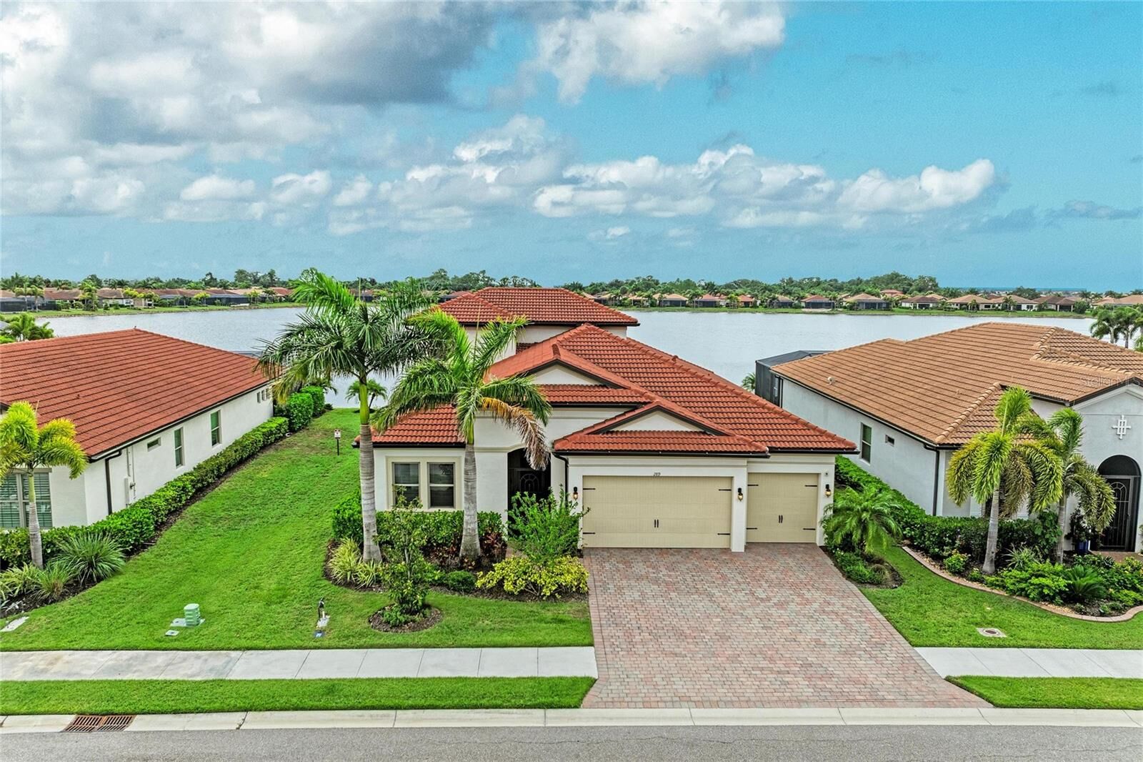 Property Photo:  289 Villoresi Boulevard  FL 34275 