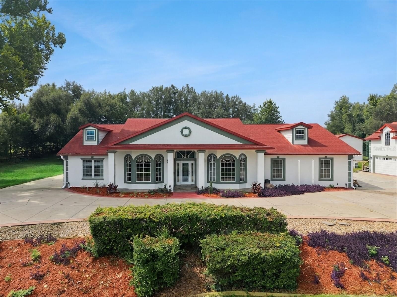 Property Photo:  15000 Thoroughbred Ln  FL 34756 
