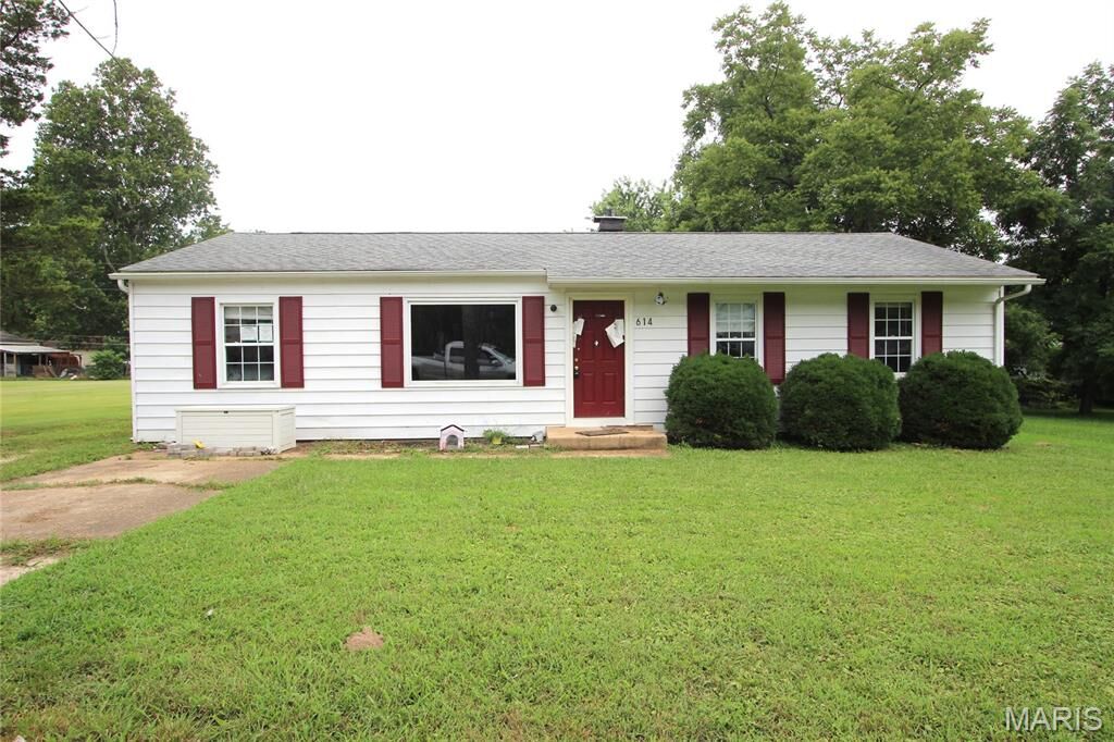 Property Photo:  614 Westwood Drive  MO 63650 