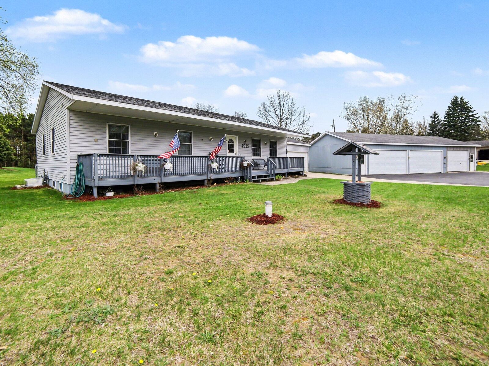 Property Photo:  4935 W Deren Road  MI 49431 