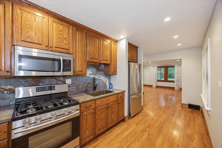 Property Photo: 9048 Maple Avenue IL 60527