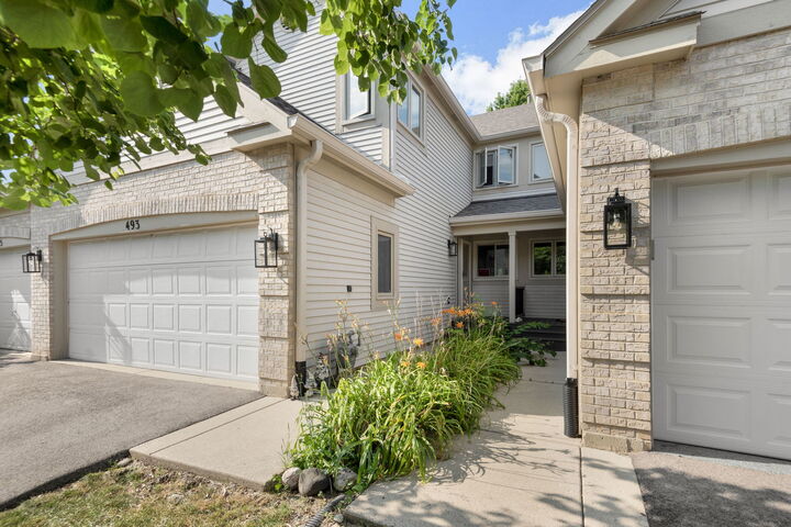 Property Photo:  493 Doverton Lane  IL 60021 