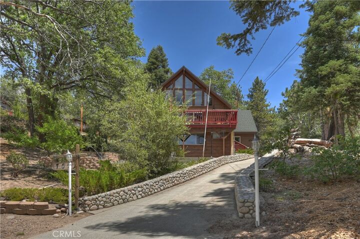 Property Photo:  707 Briar Lane  CA 92341 