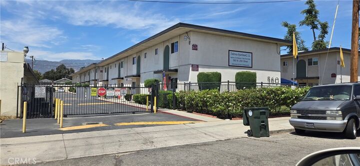 Property Photo:  559 W 25th  CA 92405 